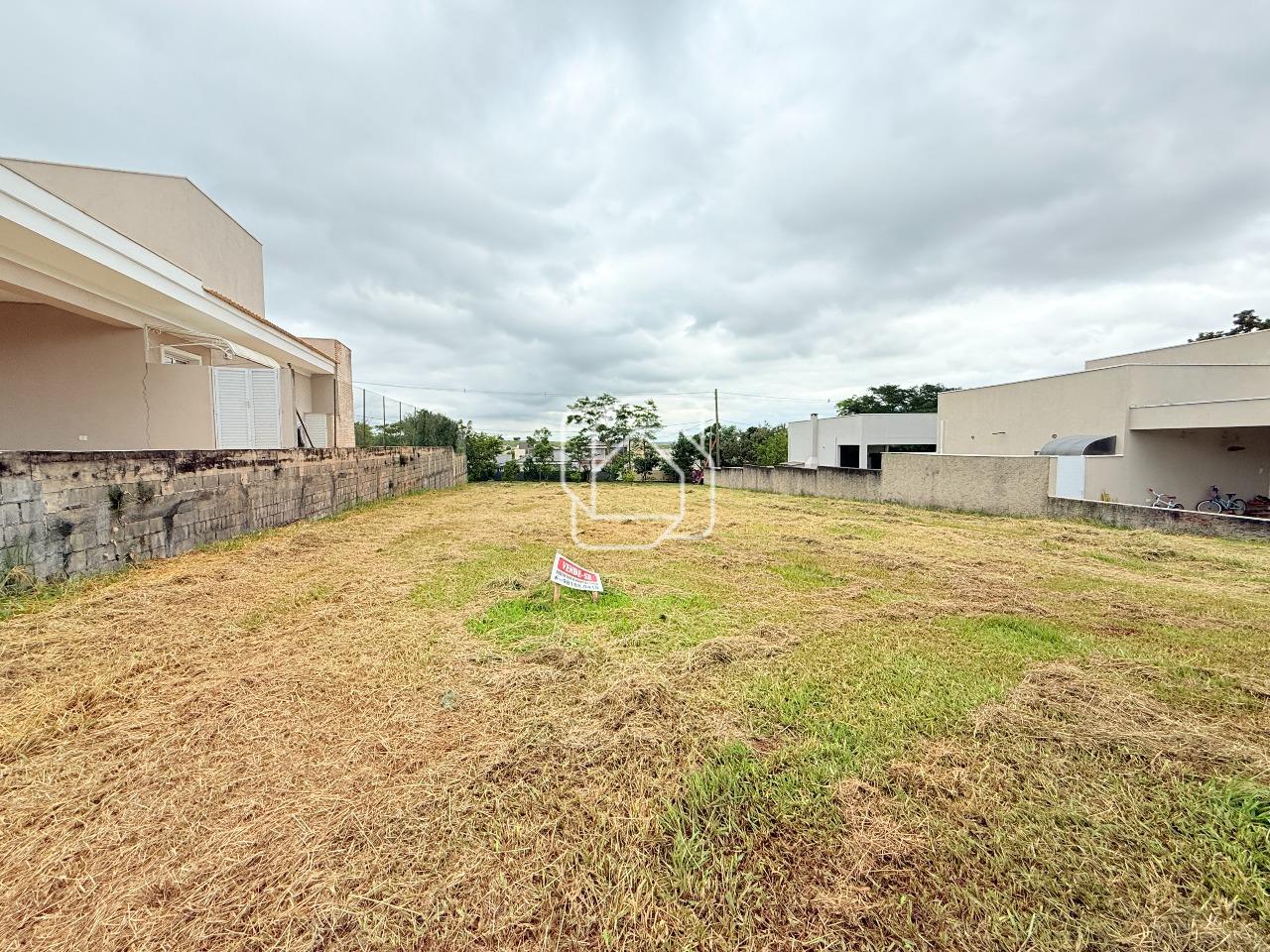 Terreno à venda em Salto - SP - Condomínio Fazenda Palmeiras Imperiais: