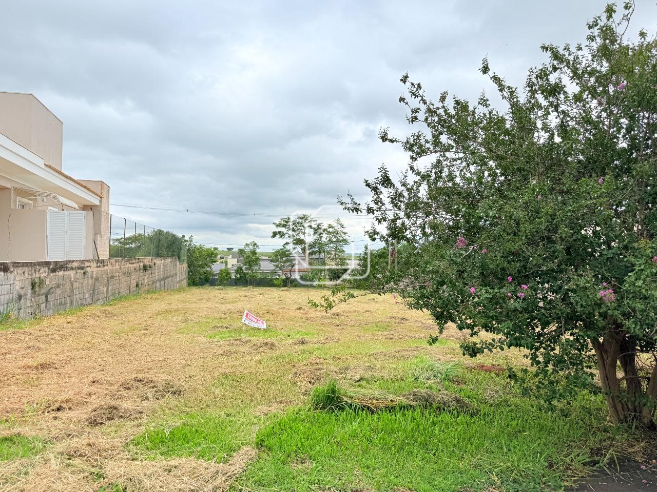 Terreno à venda em Salto - SP - Condomínio Fazenda Palmeiras Imperiais: 