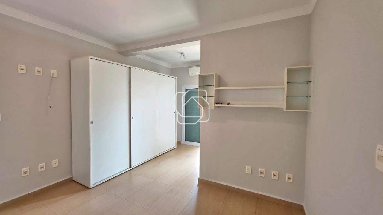 Casa de Condomínio à venda em Indaiatuba - SP - Jardim Villa Romana: Dormitório