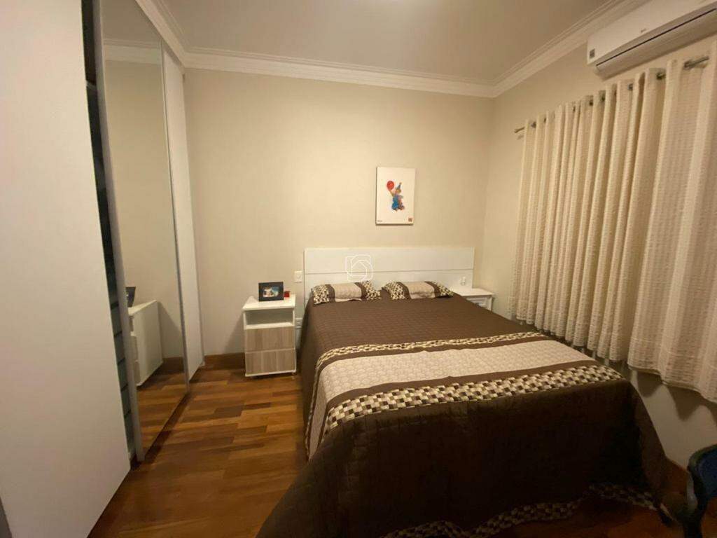 Casa de Condomínio para aluguel em Itu - SP - Condomínio Campos de Santo Antônio: