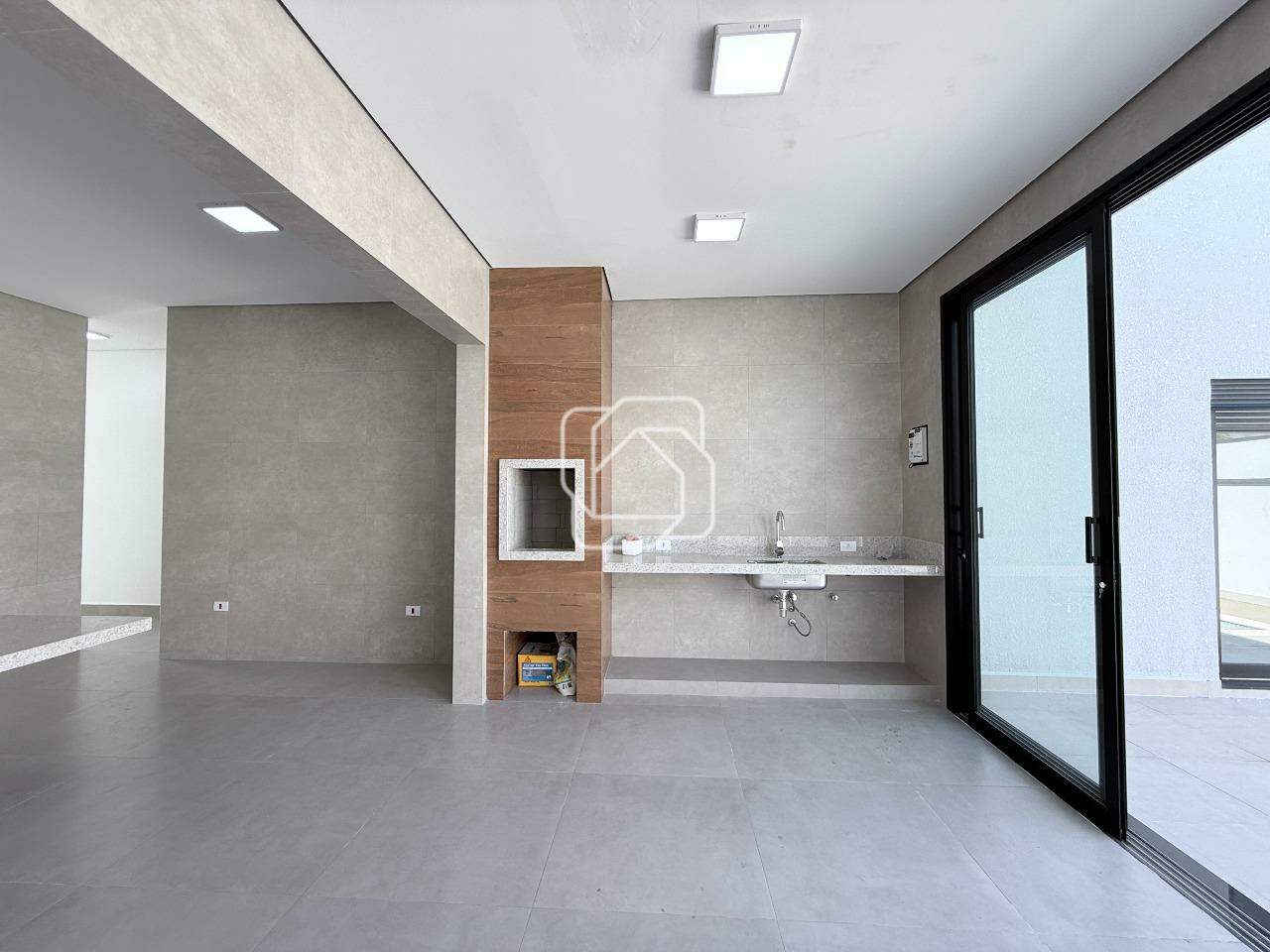Casa de Condomínio à venda em Salto - SP - Residencial Lagos D’Icaraí: Área gourmet