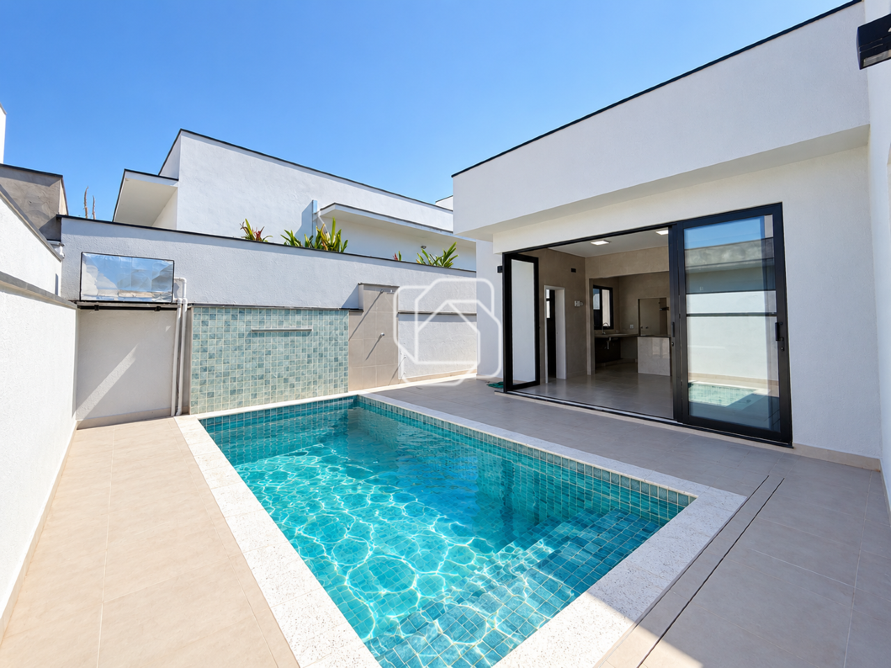 Casa de Condomínio à venda em Salto - SP - Residencial Lagos D’Icaraí: Área da piscina