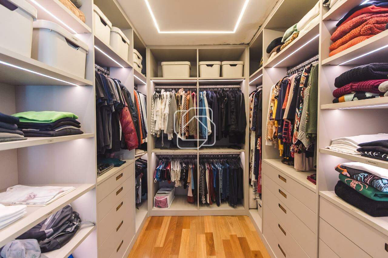 Casa de Condomínio à venda em Indaiatuba - SP - Jardim Vila Paradiso: Closet