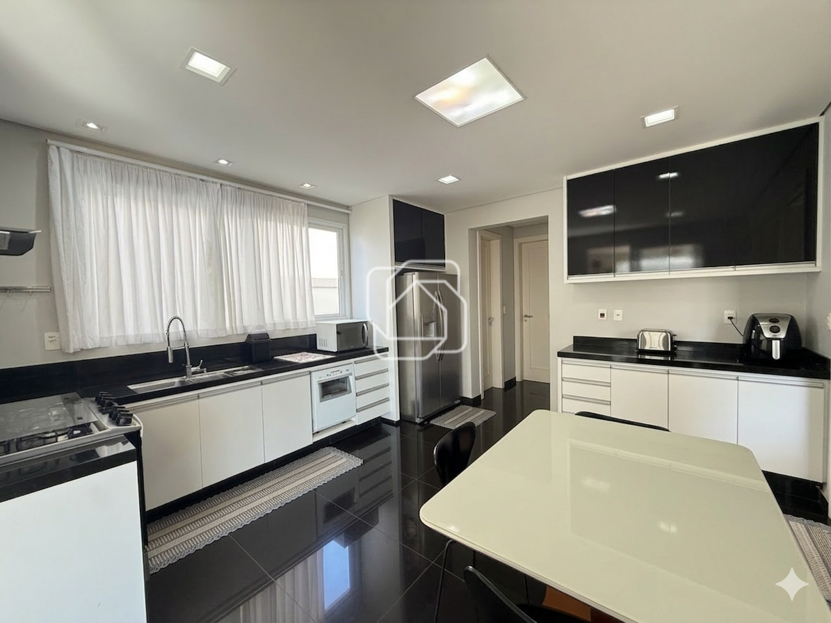Casa de Condomínio à venda em Indaiatuba - SP - Jardim Residencial Alto de Itaici: Cozinha