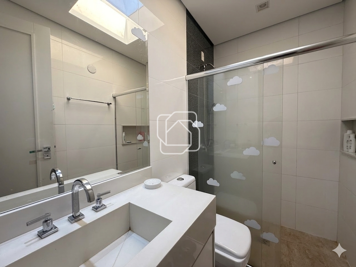 Casa de Condomínio à venda em Indaiatuba - SP - Jardim Residencial Alto de Itaici: Banheiro