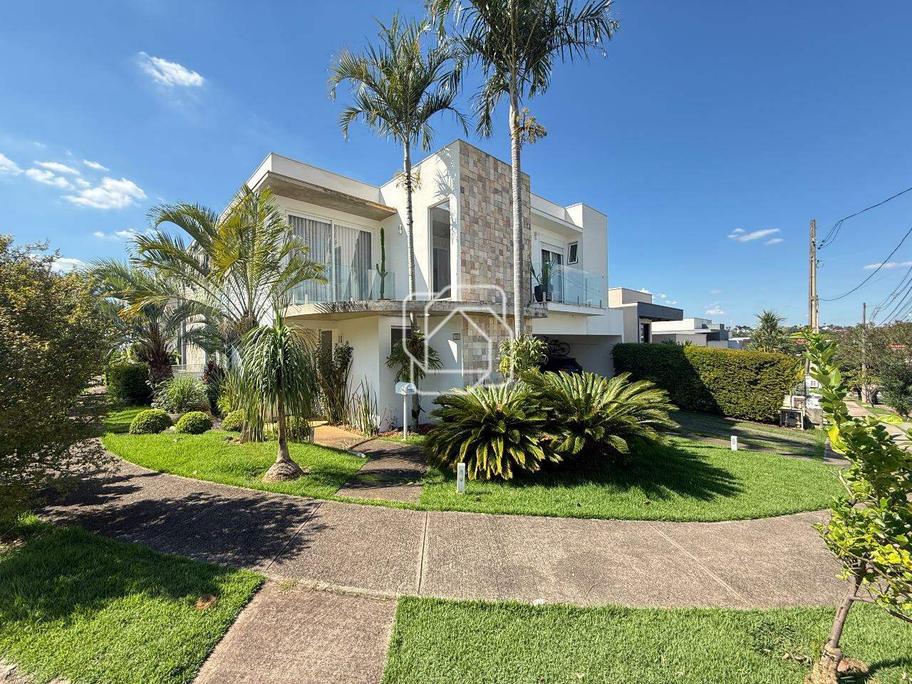 Casa de Condomínio à venda em Indaiatuba - SP - Jardim Residencial Alto de Itaici: Fachada