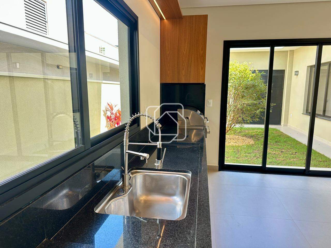 Casa de Condomínio à venda em Itu - SP - Residencial Saint Paul: Cozinha integrada