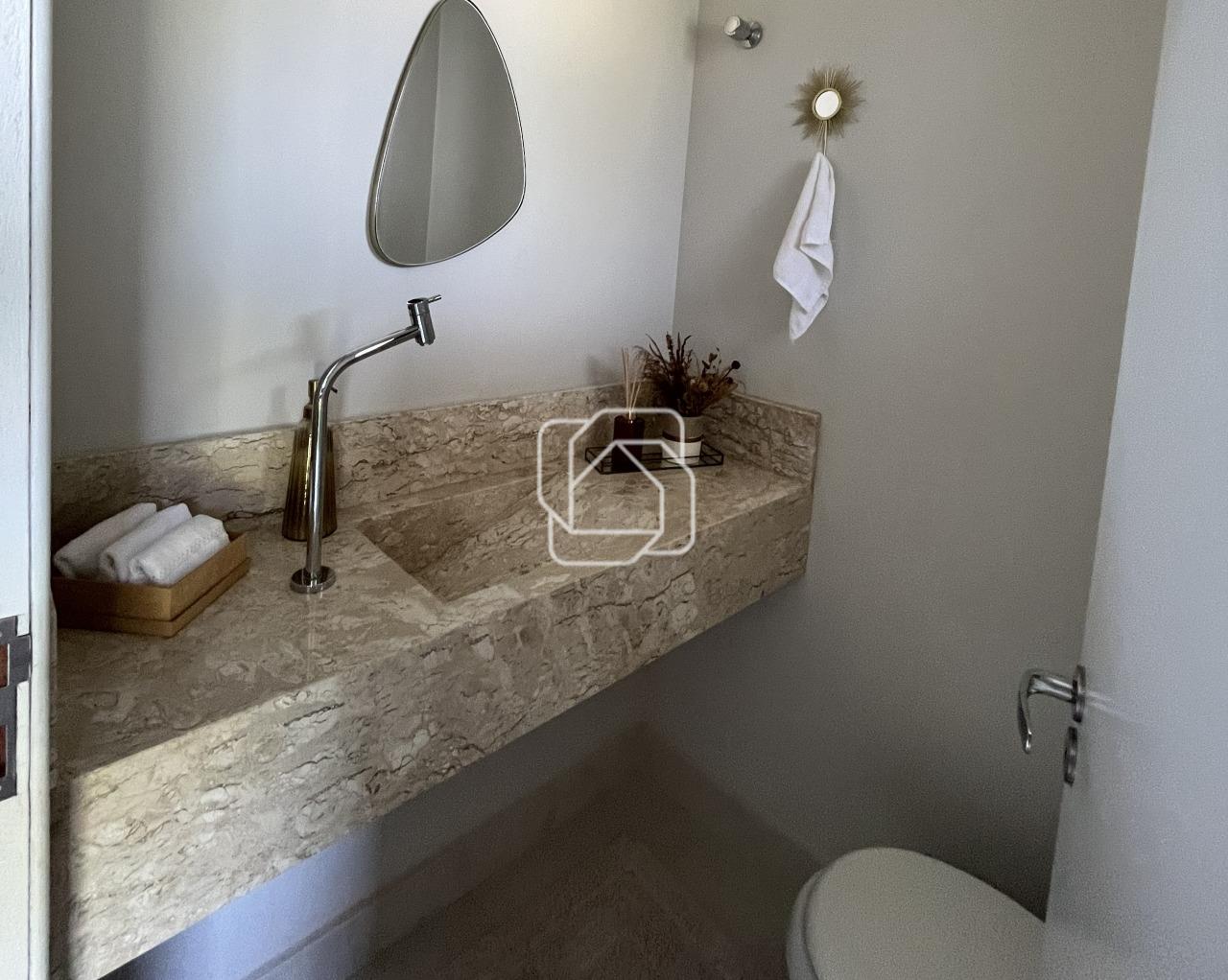 Casa de Condomínio à venda em Indaiatuba - SP - Terras de Itaici: Lavabo