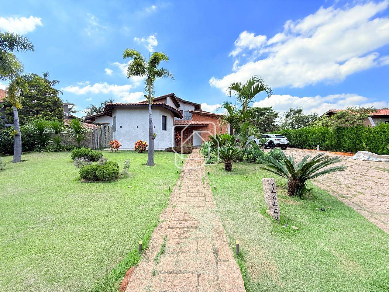 Casa de Condomínio à venda em Salto - SP - Condomínio Monte Belo: 