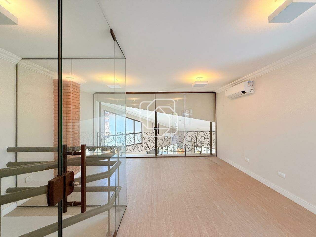 Casa de Condomínio à venda em Salto - SP - Condomínio Monte Belo: 