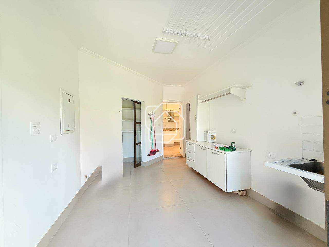 Casa de Condomínio à venda em Salto - SP - Condomínio Monte Belo: 