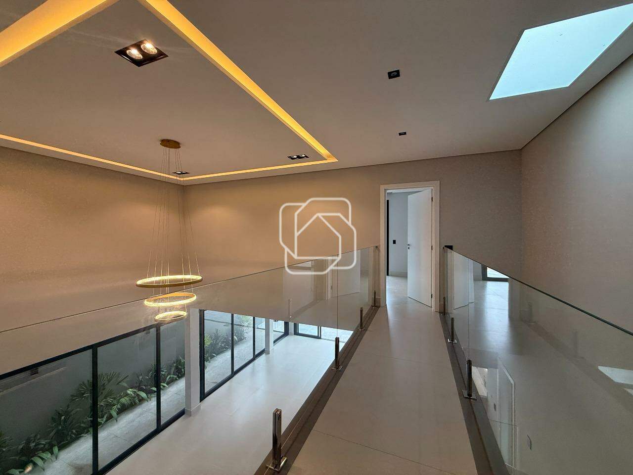 Casa de Condomínio à venda em Indaiatuba - SP - Jardim Residencial Dona Maria Cândida: Corredor