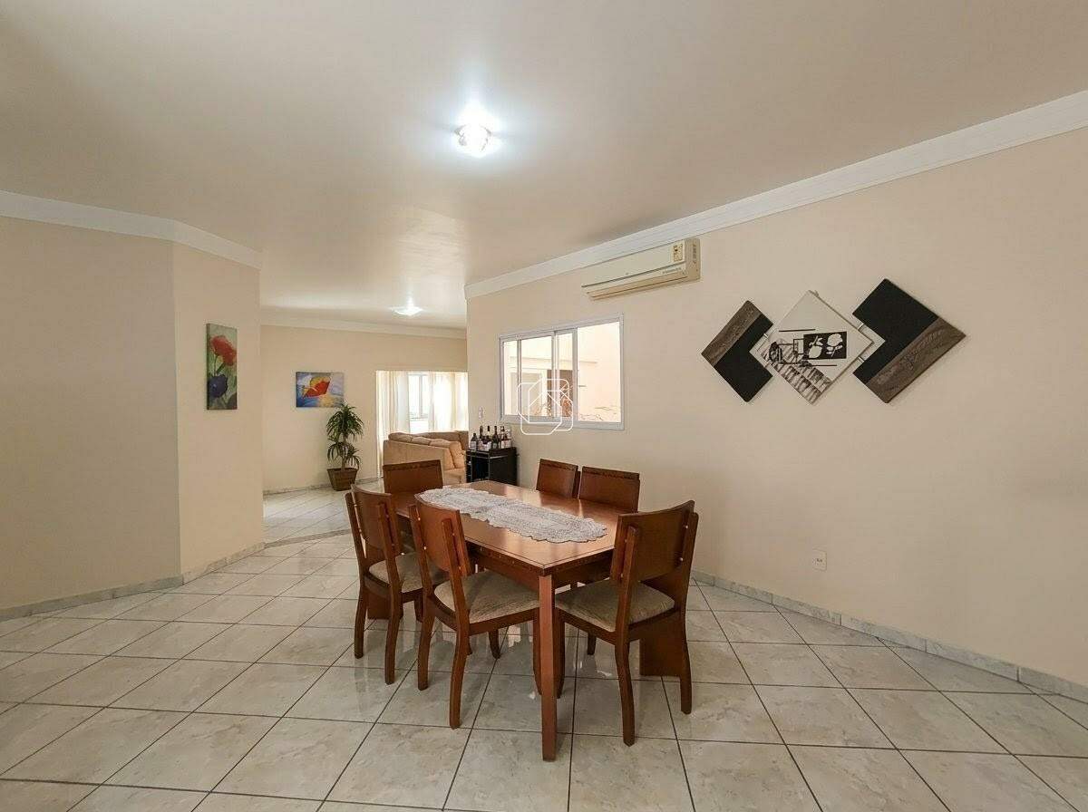 Casa de Condomínio para aluguel em Itu - SP - Condomínio Santa Mônica: 