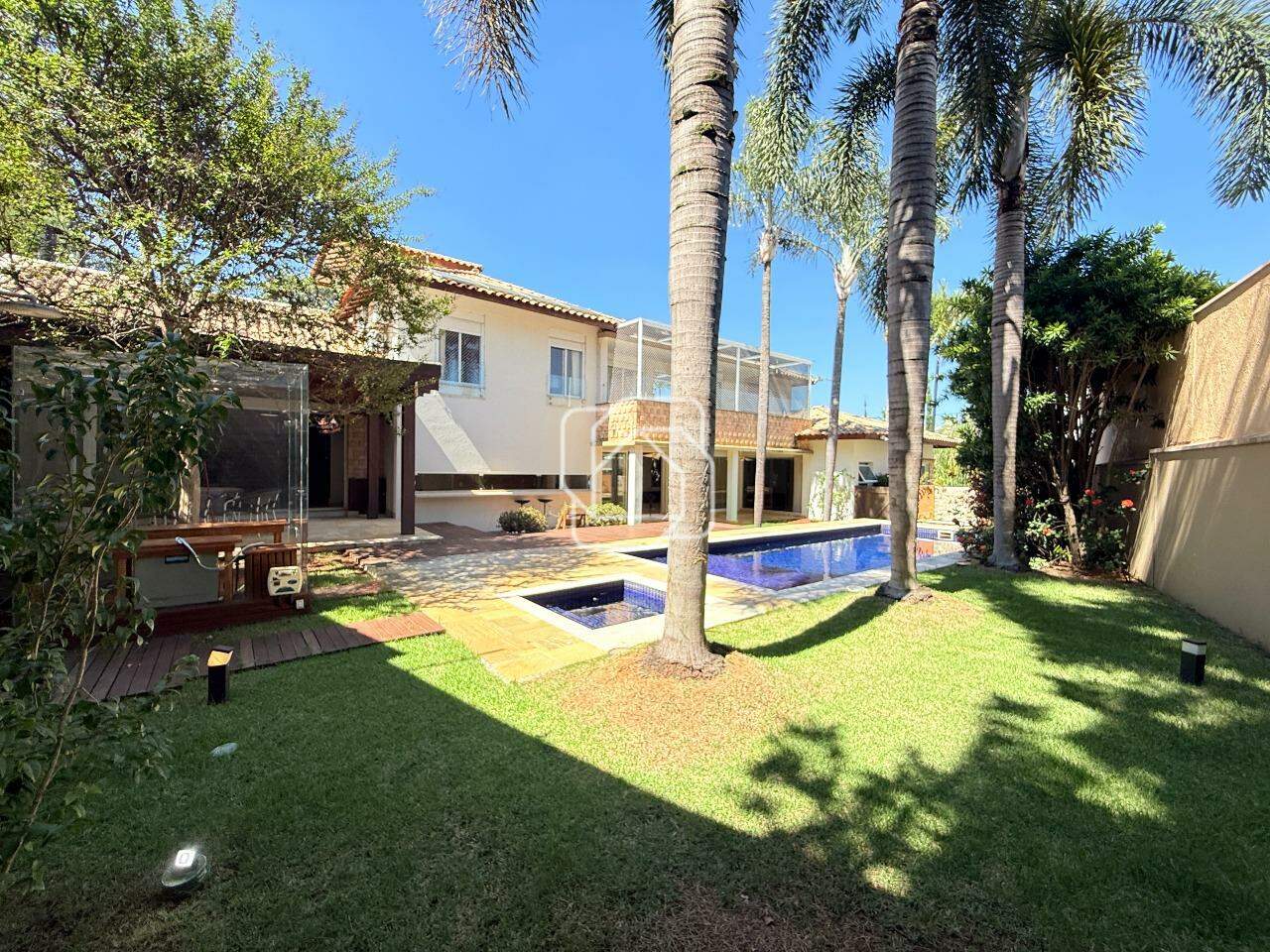 Casa de Condomínio à venda em Indaiatuba - SP - Vila Borghese: Área externa