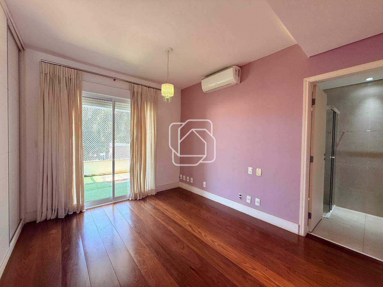 Casa de Condomínio à venda em Indaiatuba - SP - Vila Borghese: Dormitório