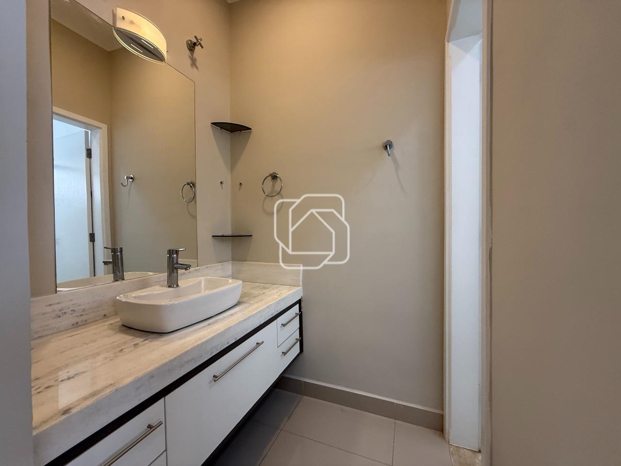 Casa de Condomínio à venda em Indaiatuba - SP - Condomínio Terra Magna: Banheiro