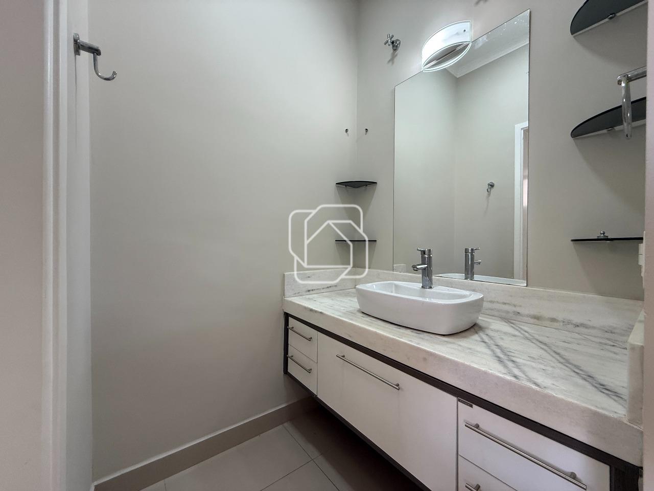 Casa de Condomínio à venda em Indaiatuba - SP - Condomínio Terra Magna: Banheiro