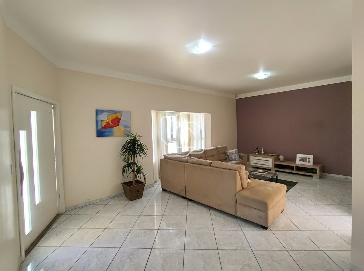 Casa de Condomínio à venda em Itu - SP - Condomínio Santa Mônica: Sala de estar