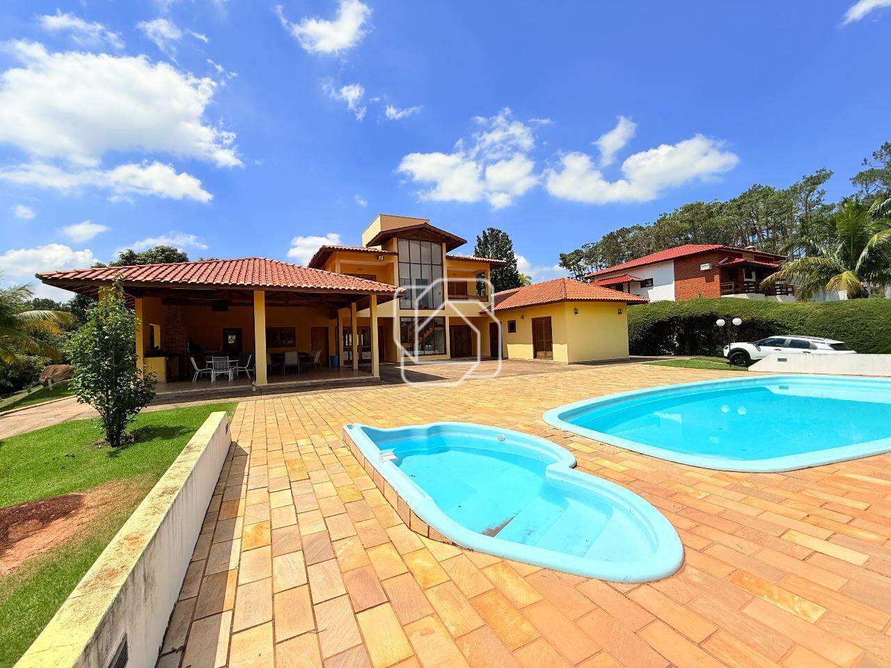 Casa de Condomínio à venda em Salto - SP - Condomínio Monte Belo: 