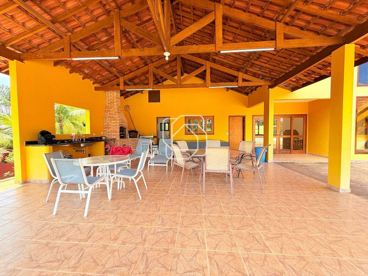 Casa de Condomínio à venda em Salto - SP - Condomínio Monte Belo: 