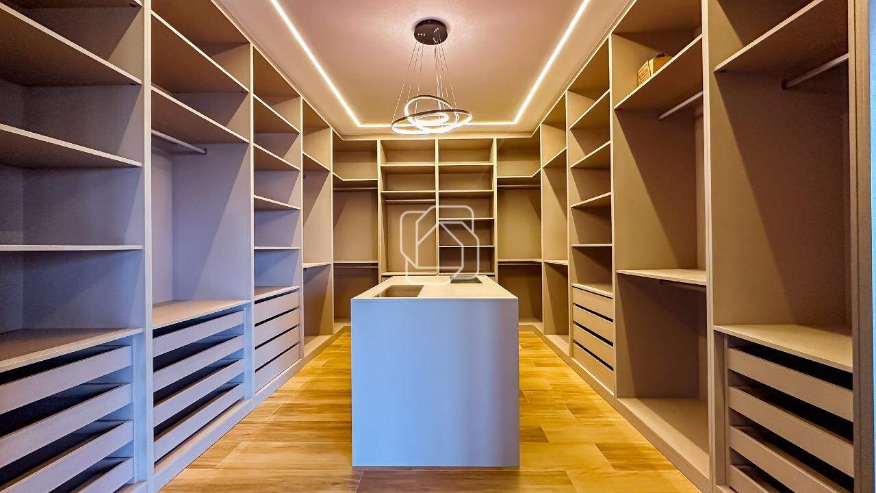 Casa de Condomínio à venda em Indaiatuba - SP - Jardim Residencial Dona Maria José: Closet