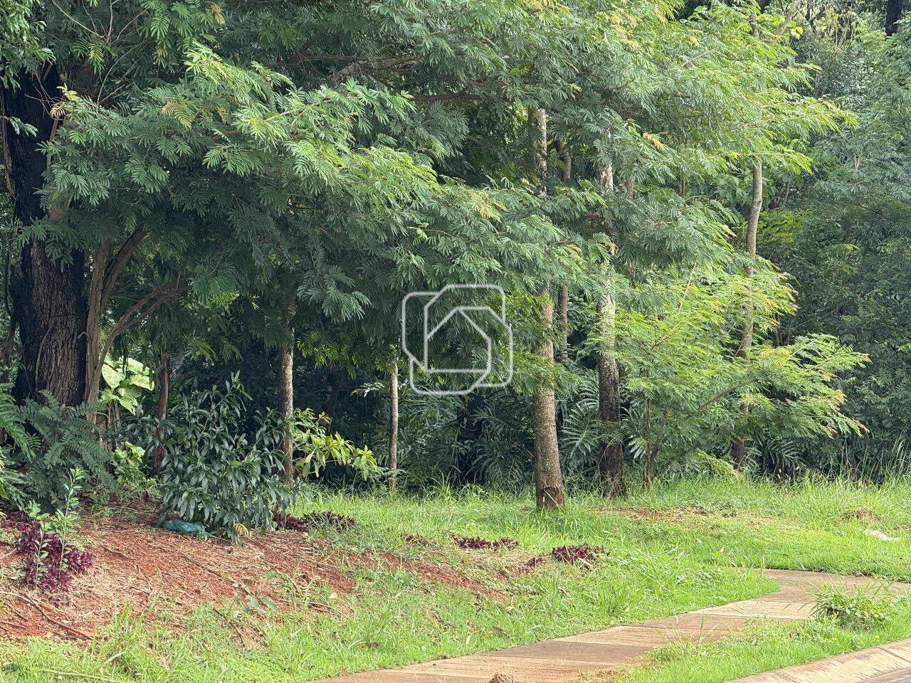 Terreno à venda em Indaiatuba - SP - Jardim Villa Sapezal: Vista do terreno