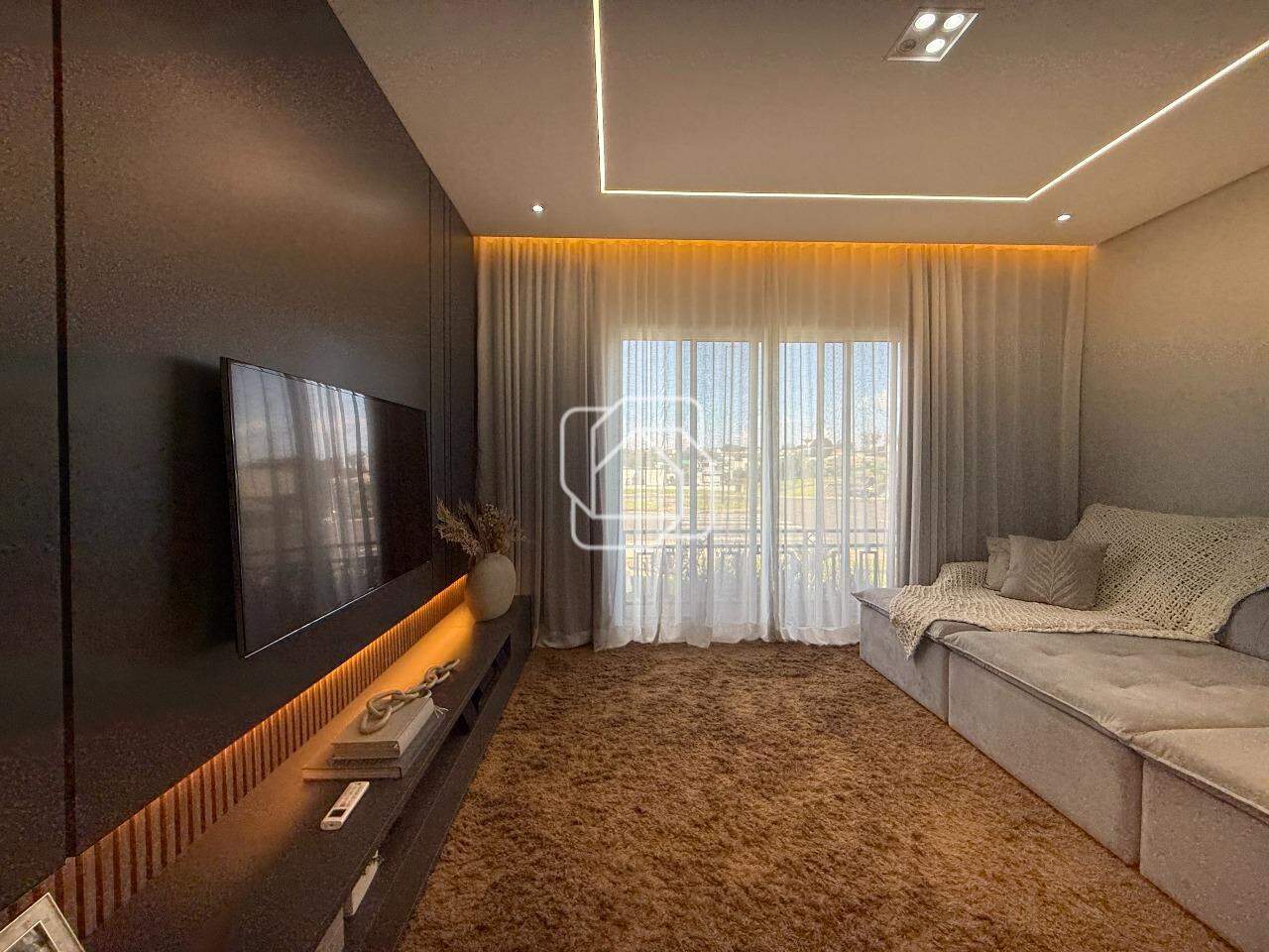 Casa de Condomínio à venda em Indaiatuba - SP - Parque Villa dos Pinheiros: Sala de TV