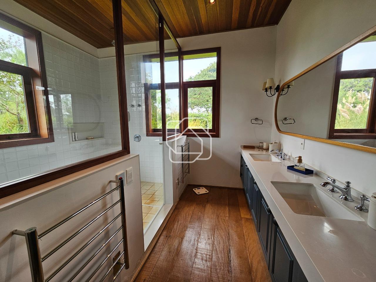 Casa de Condomínio à venda em Monte Mor - SP - Haras Larissa: Banheiro