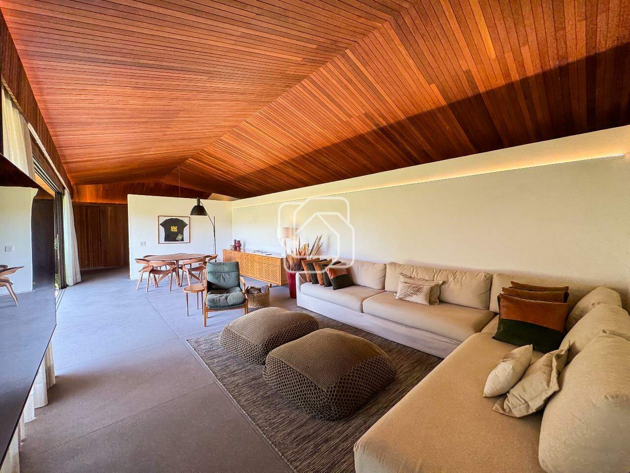 Casa de Condomínio à venda em Monte Mor - SP - Haras Larissa: Sala de TV