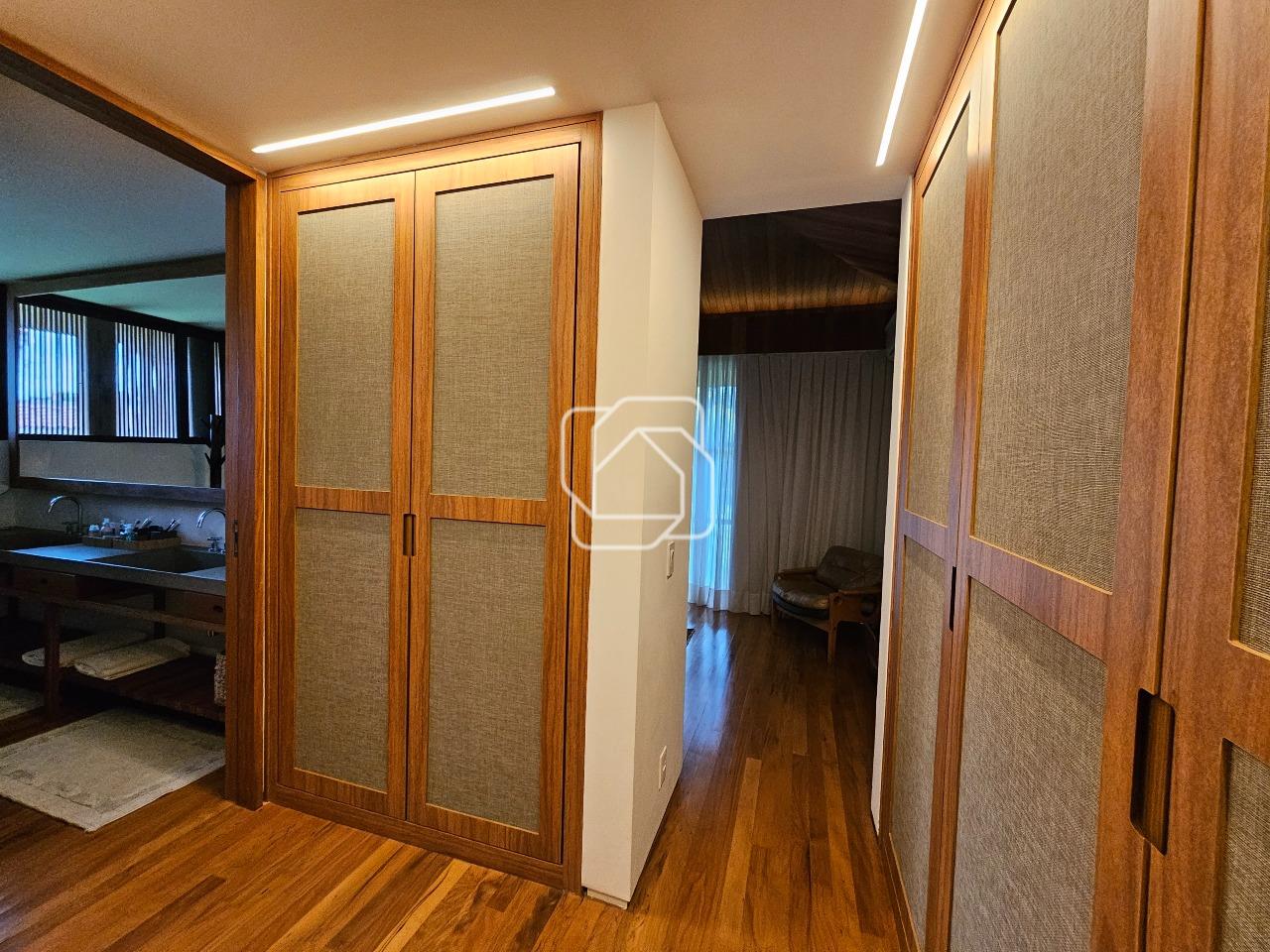 Casa de Condomínio à venda em Monte Mor - SP - Haras Larissa: Closet