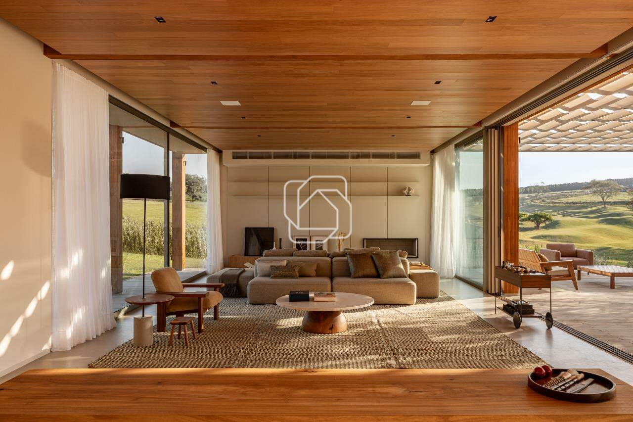 Casa de Condomínio à venda em Monte Mor - SP - Haras Larissa: Sala de estar