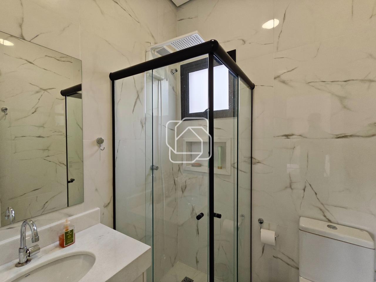 Casa de Condomínio à venda em Indaiatuba - SP - Helvetia Park: Banheiro