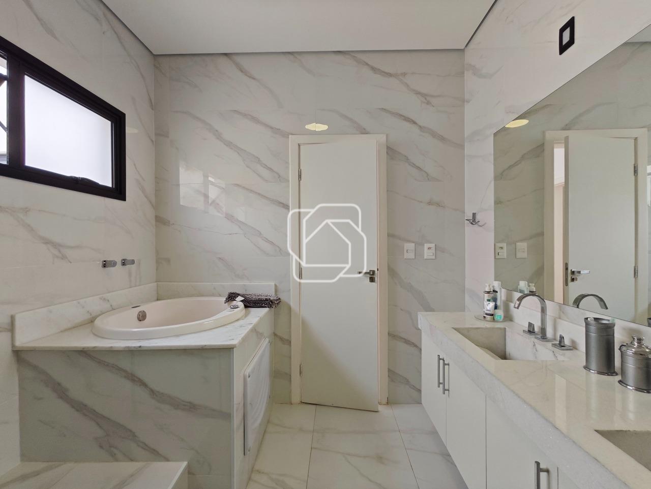 Casa de Condomínio à venda em Indaiatuba - SP - Helvetia Park: Banheiro