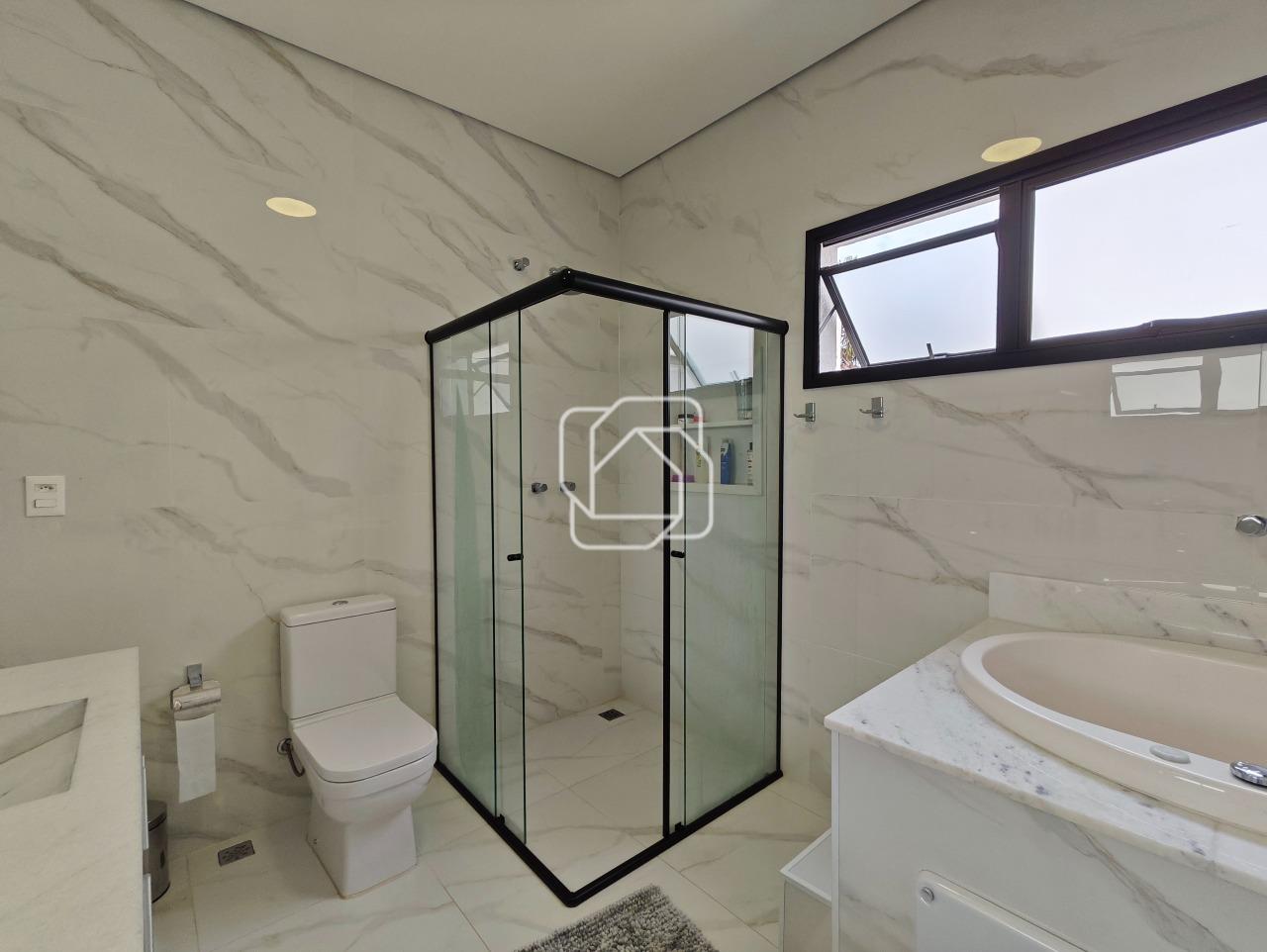 Casa de Condomínio à venda em Indaiatuba - SP - Helvetia Park: Banheiro