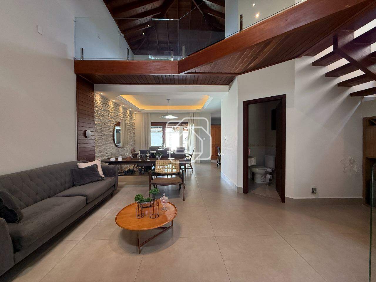 Casa de Condomínio à venda em Indaiatuba - SP - Ville Coudert: Sala de estar