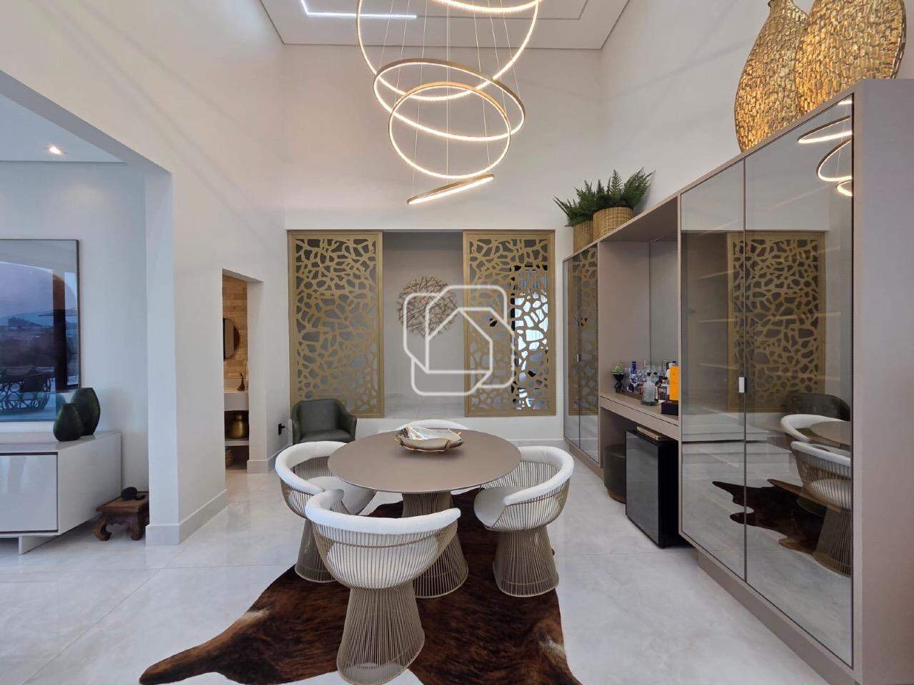 Casa de Condomínio à venda em Indaiatuba - SP - Jardins do Golfe Residencial Indaiatuba: Sala de jantar