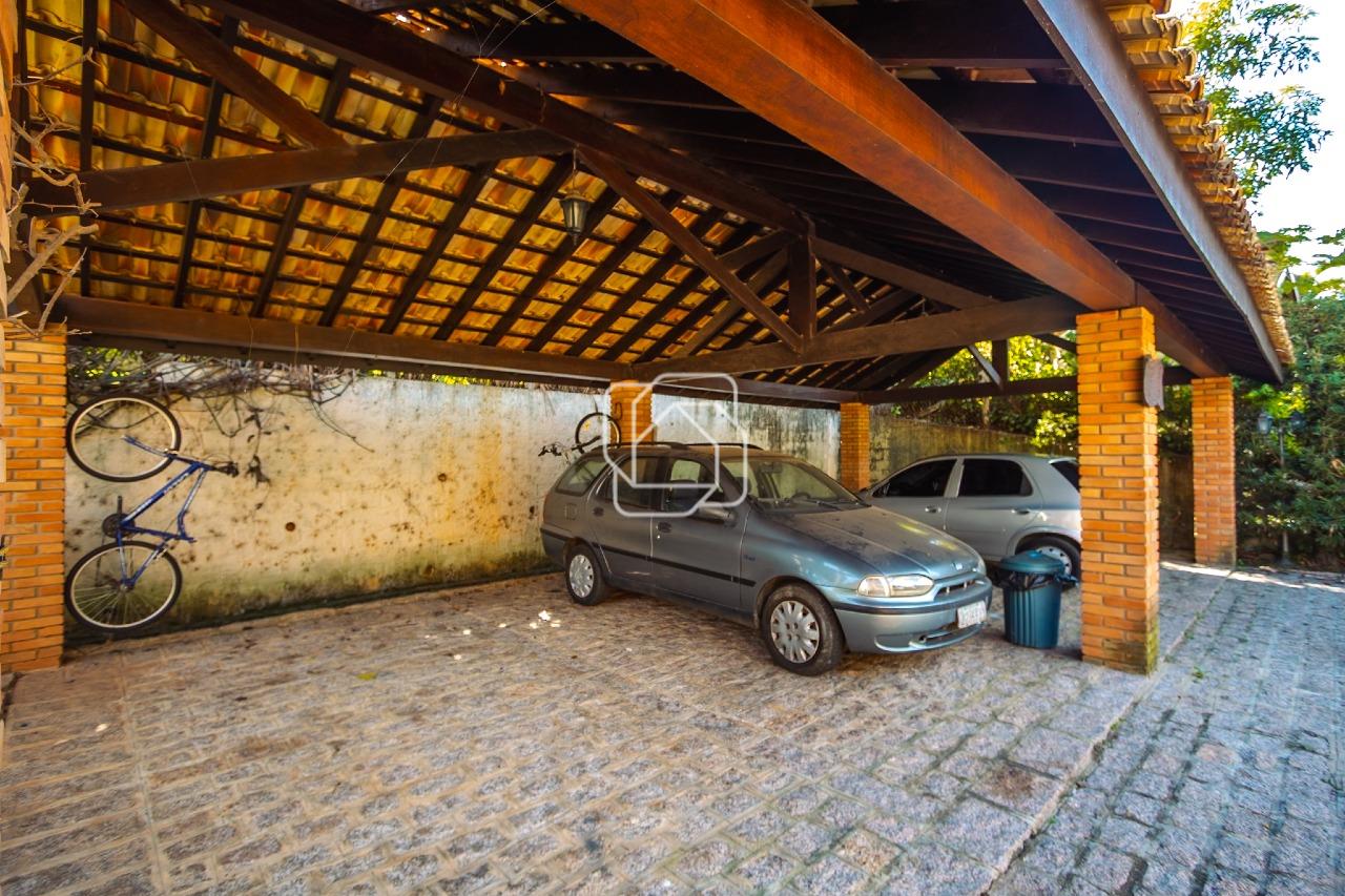 Casa de Condomínio para aluguel em Indaiatuba - SP - Vale das Laranjeiras: Garagem