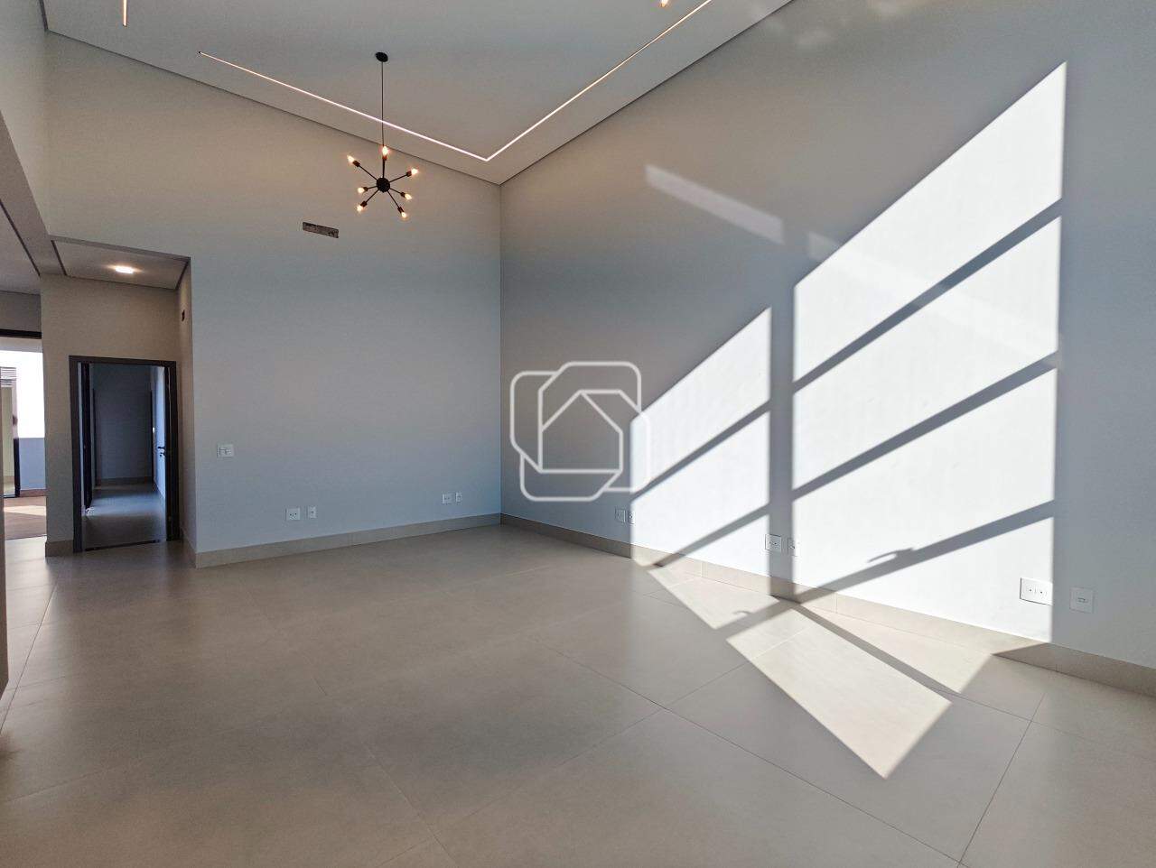 Casa de Condomínio à venda em Indaiatuba - SP - Jardim Residencial Dona Maria Cândida: Sala de estar