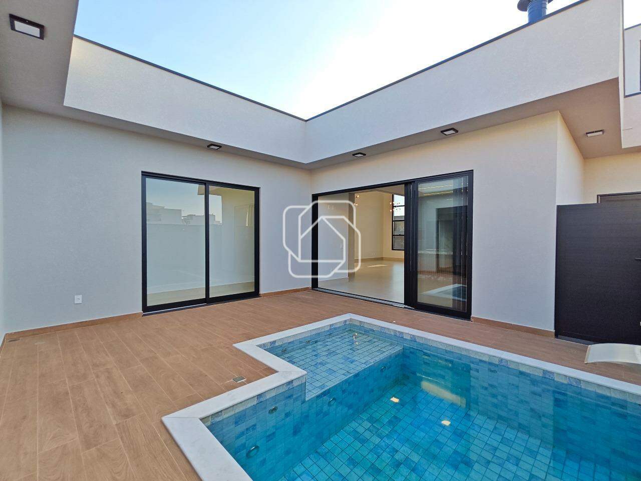 Casa de Condomínio à venda em Indaiatuba - SP - Jardim Residencial Dona Maria Cândida: Área da piscina