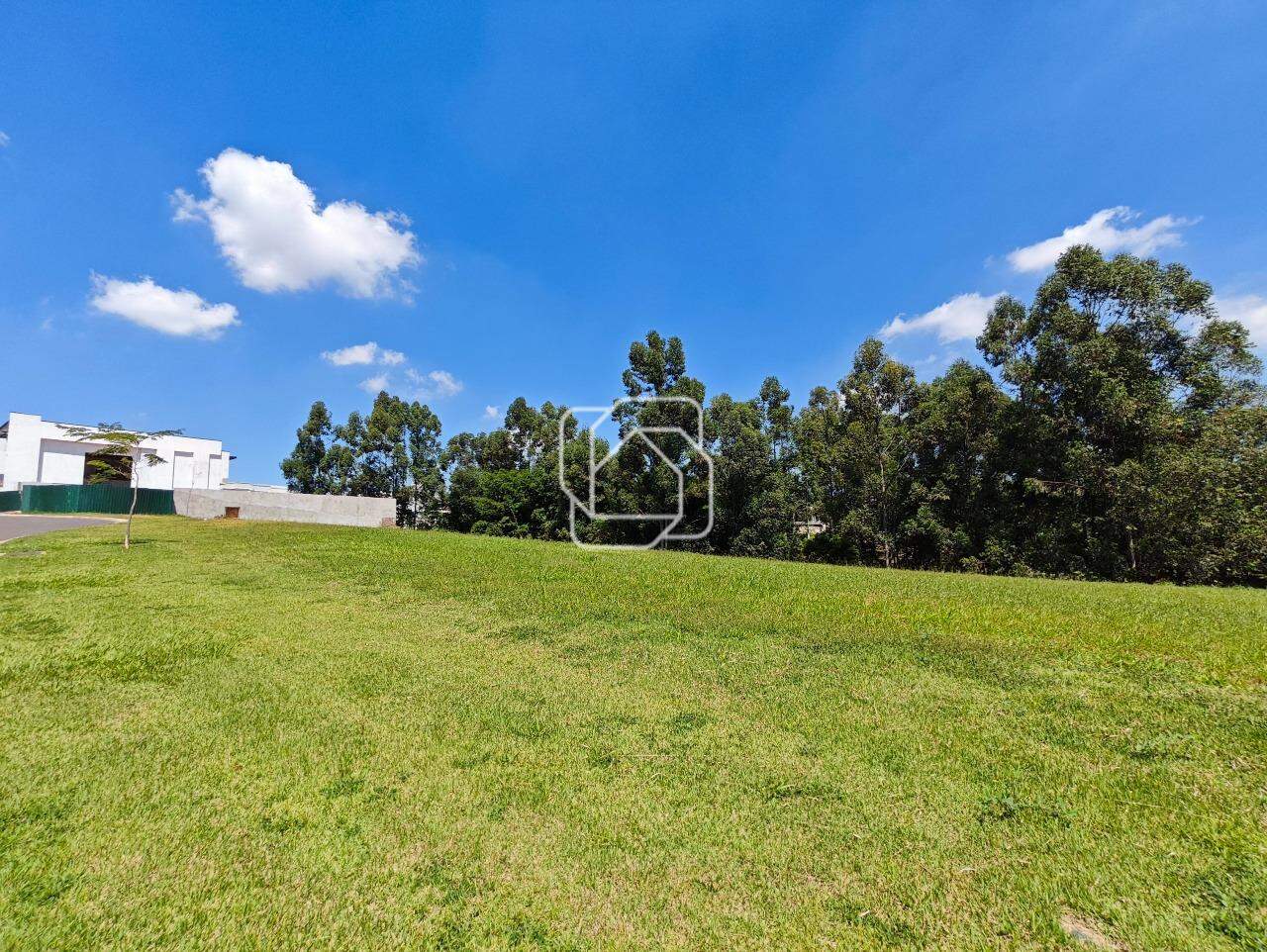 Terreno à venda em Indaiatuba - SP - Parque Villa dos Pinheiros: Visão geral do terreno
