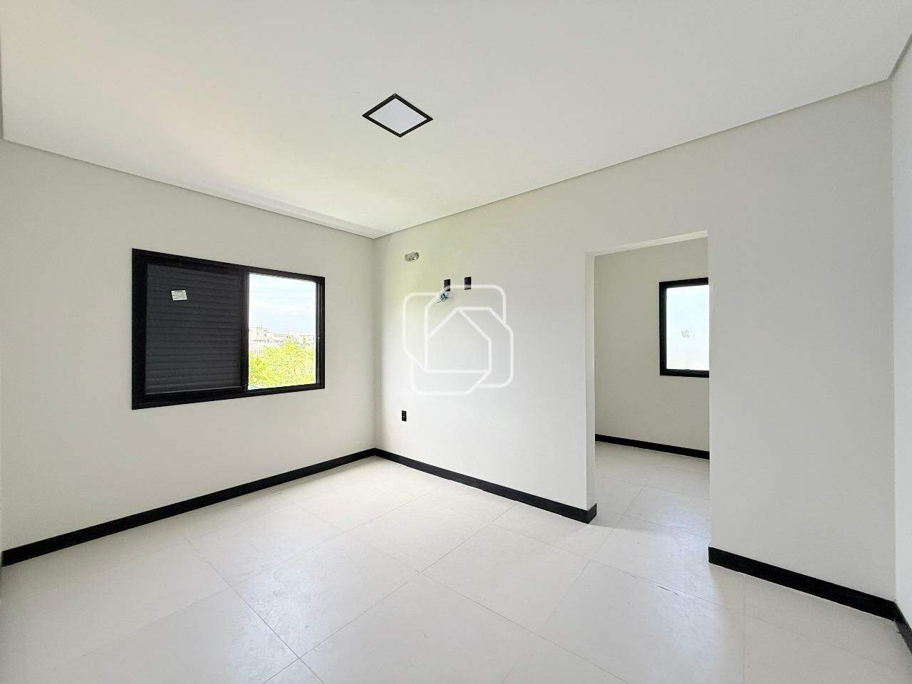 Casa de Condomínio à venda em Salto - SP - Residencial Central Parque: