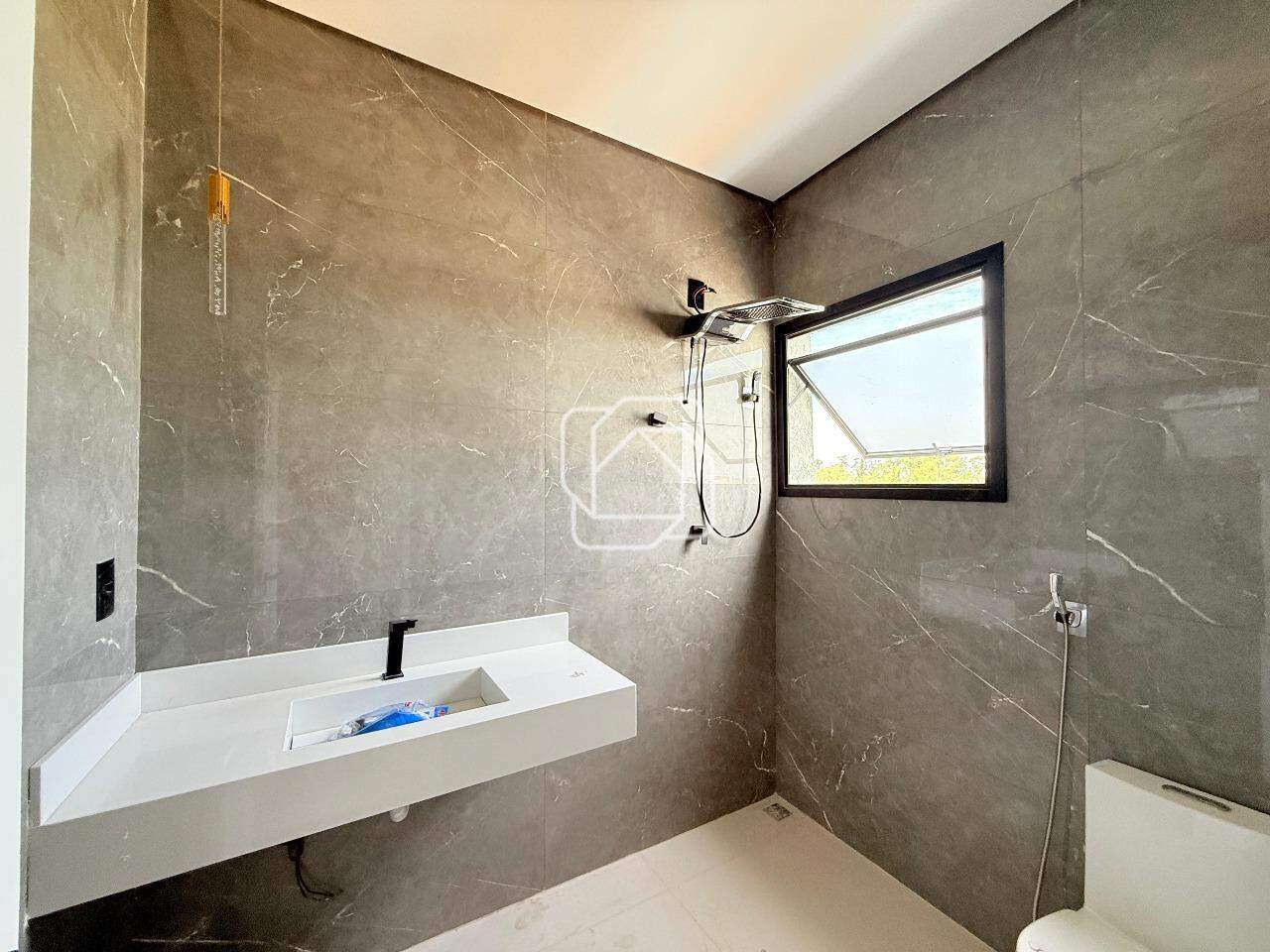 Casa de Condomínio à venda em Salto - SP - Residencial Central Parque: