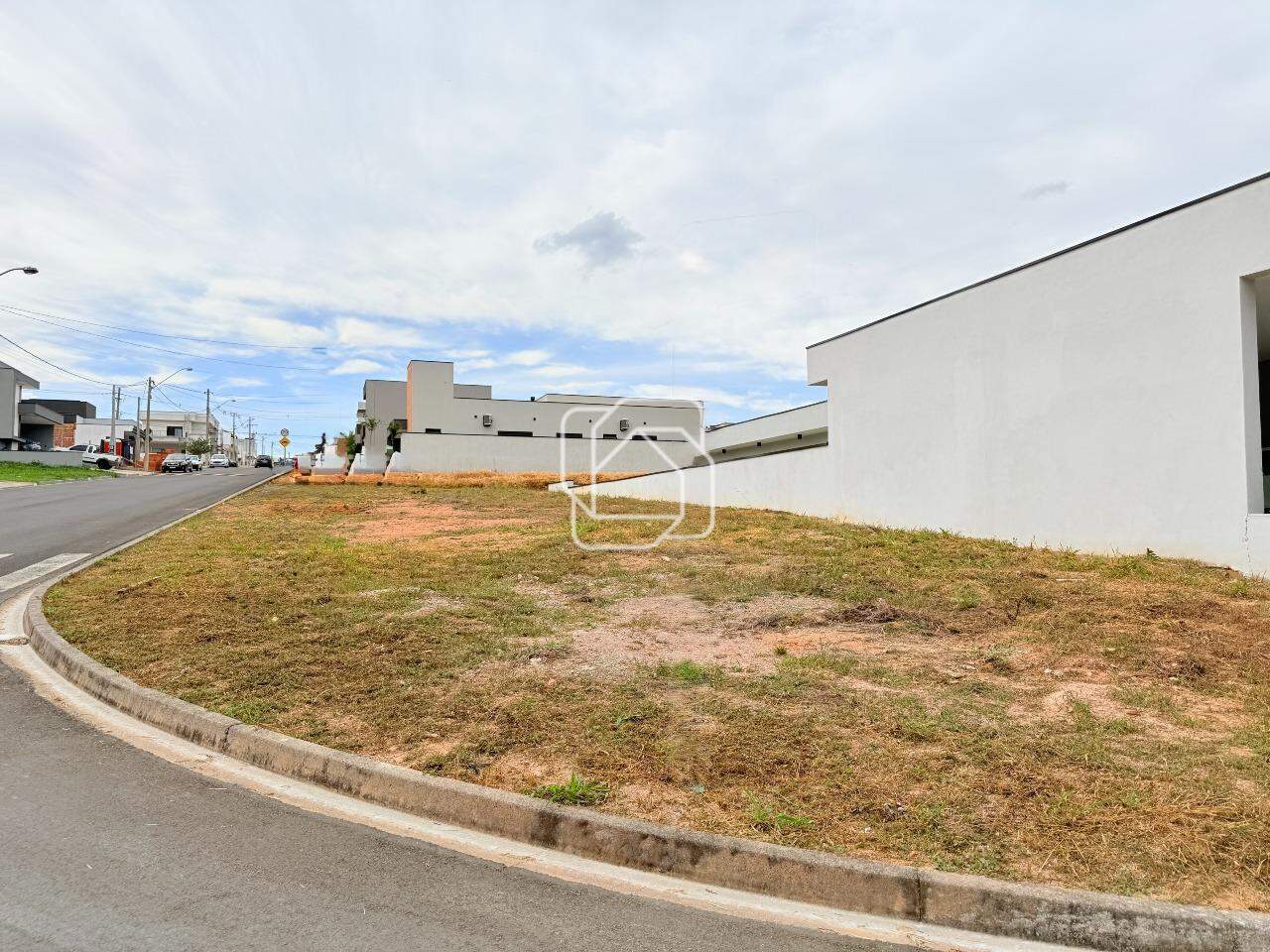 Terreno à venda em Salto - SP - Residencial Costa das Areias II: 