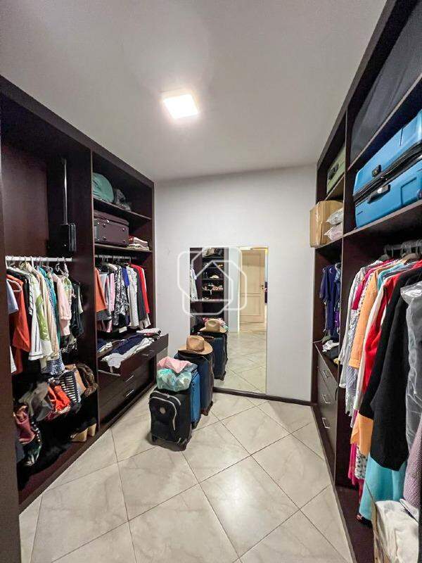 Casa de Condomínio para aluguel em Itu - SP - Jardim Theodora: Closet