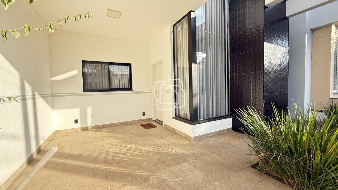 Casa à venda em Salto - SP - Village Moutonnée: 