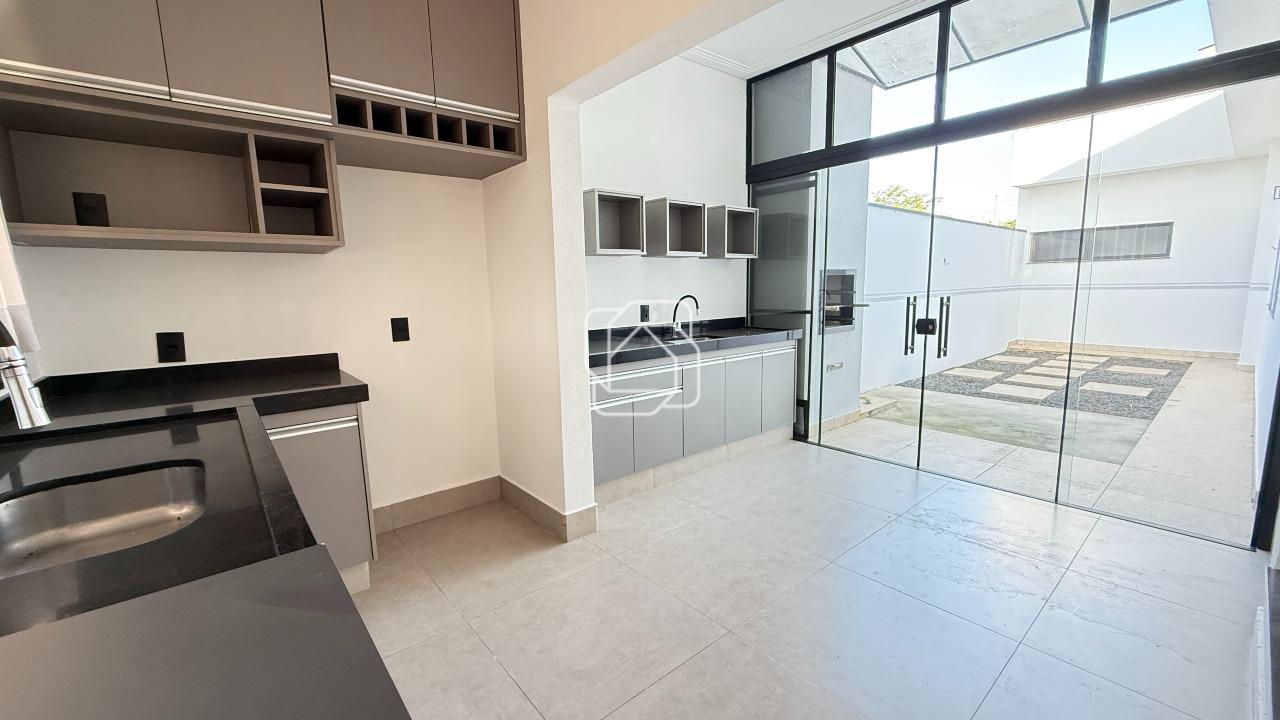 Casa à venda em Salto - SP - Village Moutonnée: 