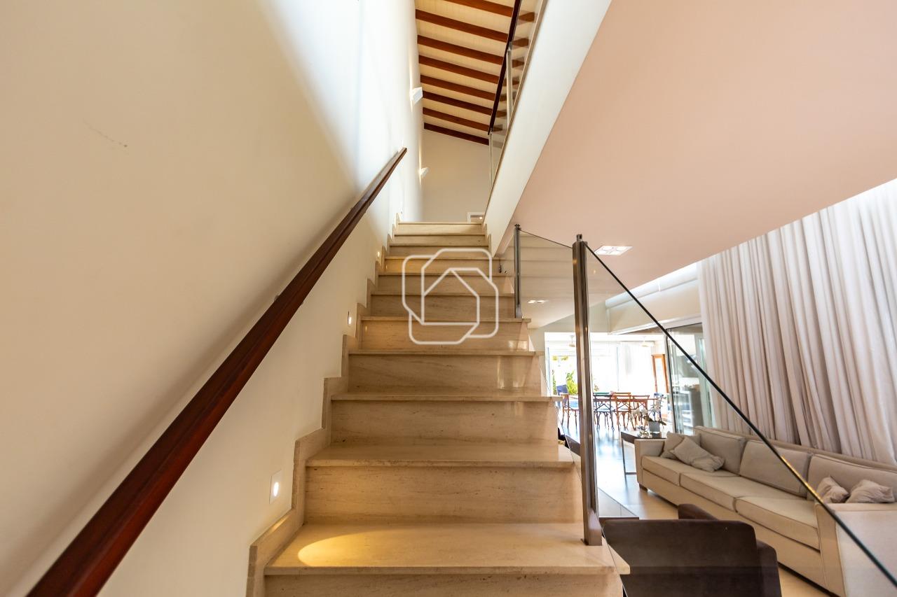 Casa de Condomínio para aluguel em Indaiatuba - SP - Helvetia Park: Escada