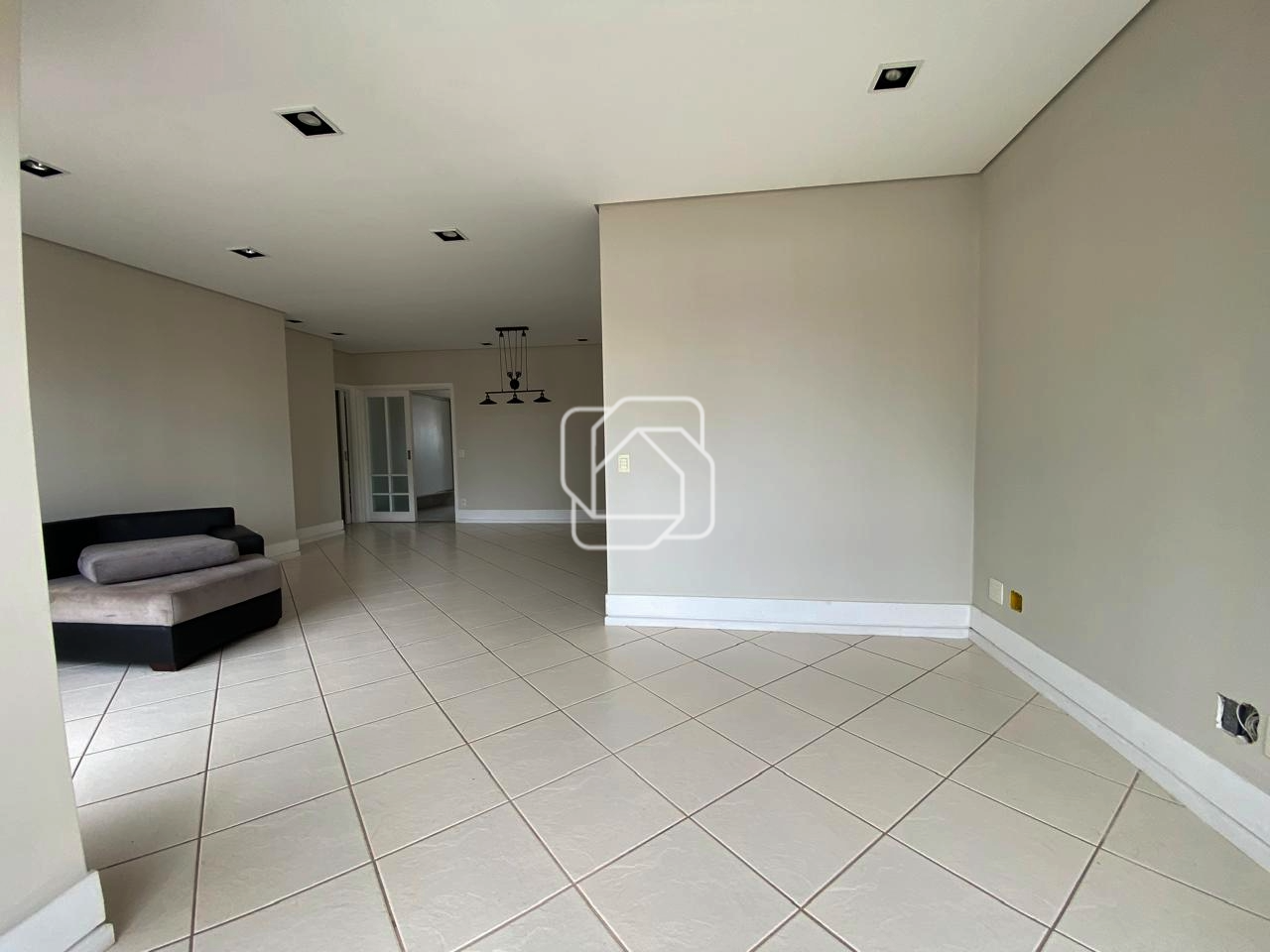 Apartamento para aluguel em Indaiatuba - SP - Residencial Giovana: SALA