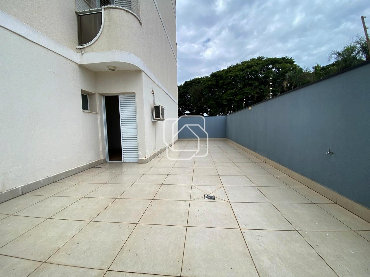 Apartamento para aluguel em Indaiatuba - SP - Residencial Giovana: QUINTAL