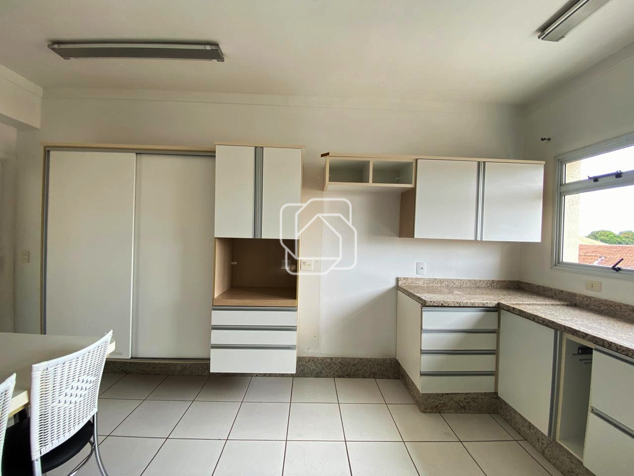 Apartamento para aluguel em Indaiatuba - SP - Residencial Giovana: COZINHA